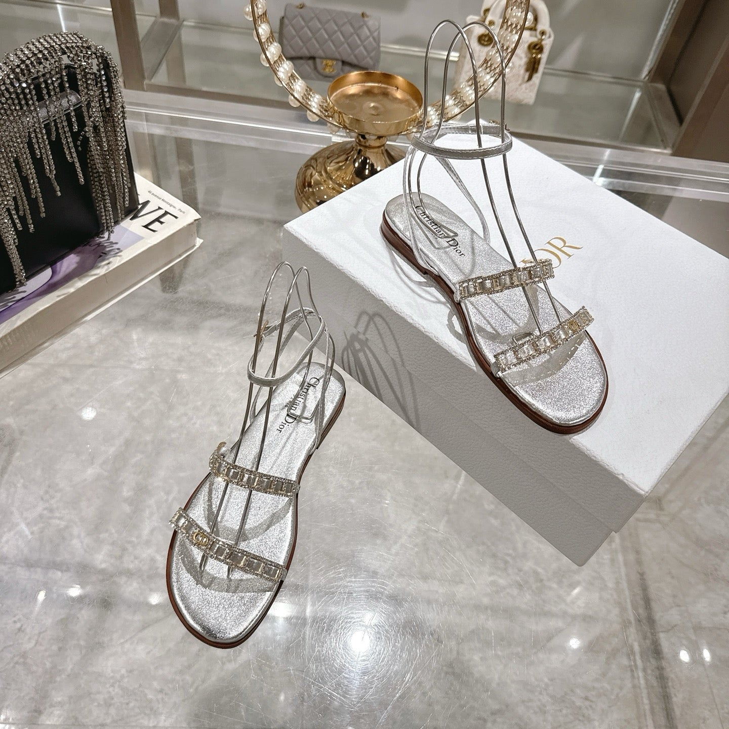 DIOR FLAT SANDALS 25S IN SILVER CALFSKIN RHINESTONES STRAP