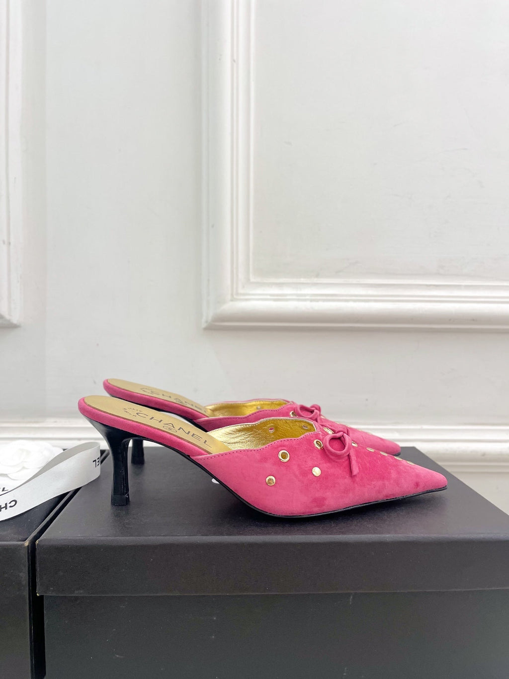 CHANEL HIGH 65 MM MULE IN DEEP PINK SUEDE