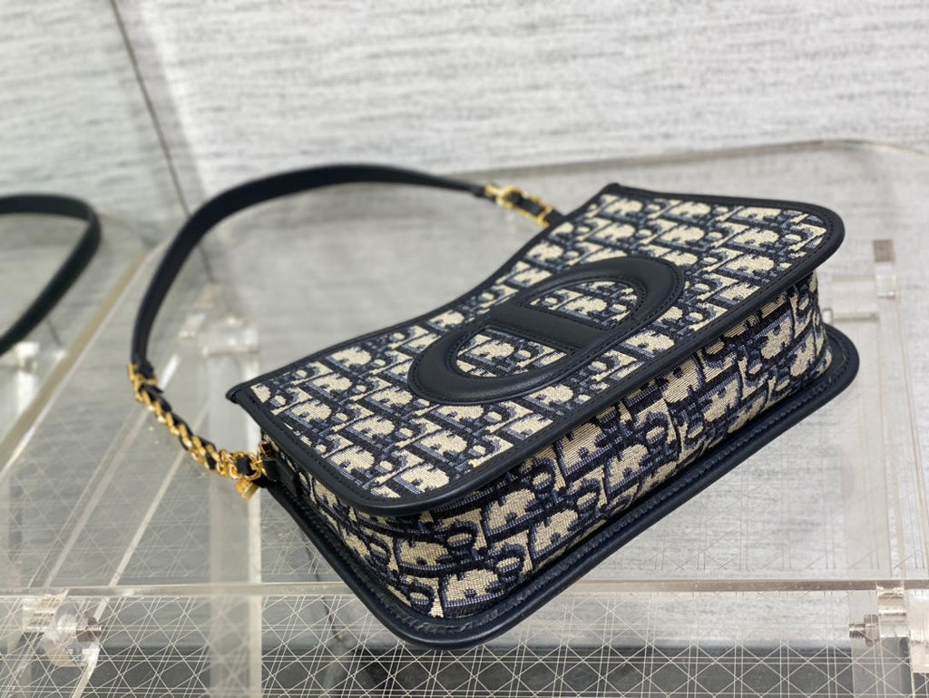 DIOR CD SIGNATURE HOBO 23.5CM BLUE OBLIQUE EMBROIDERY