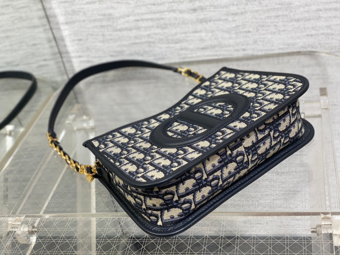DIOR CD SIGNATURE HOBO 23.5CM BLUE OBLIQUE EMBROIDERY