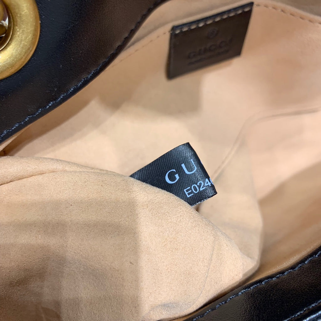 GUCCI Marmont 22cm Black Calfskin Gold Hardware